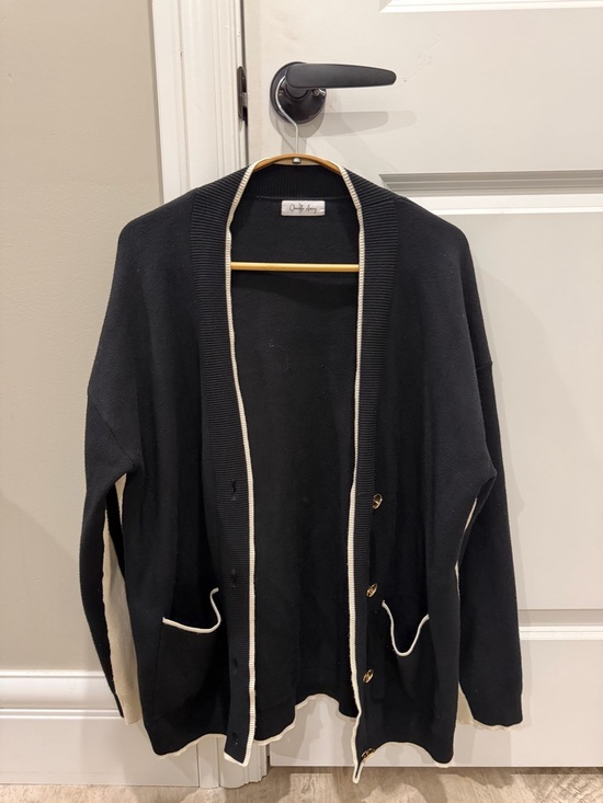 Jackets & Blazers - Chic Black Cardigan with Cream Trim